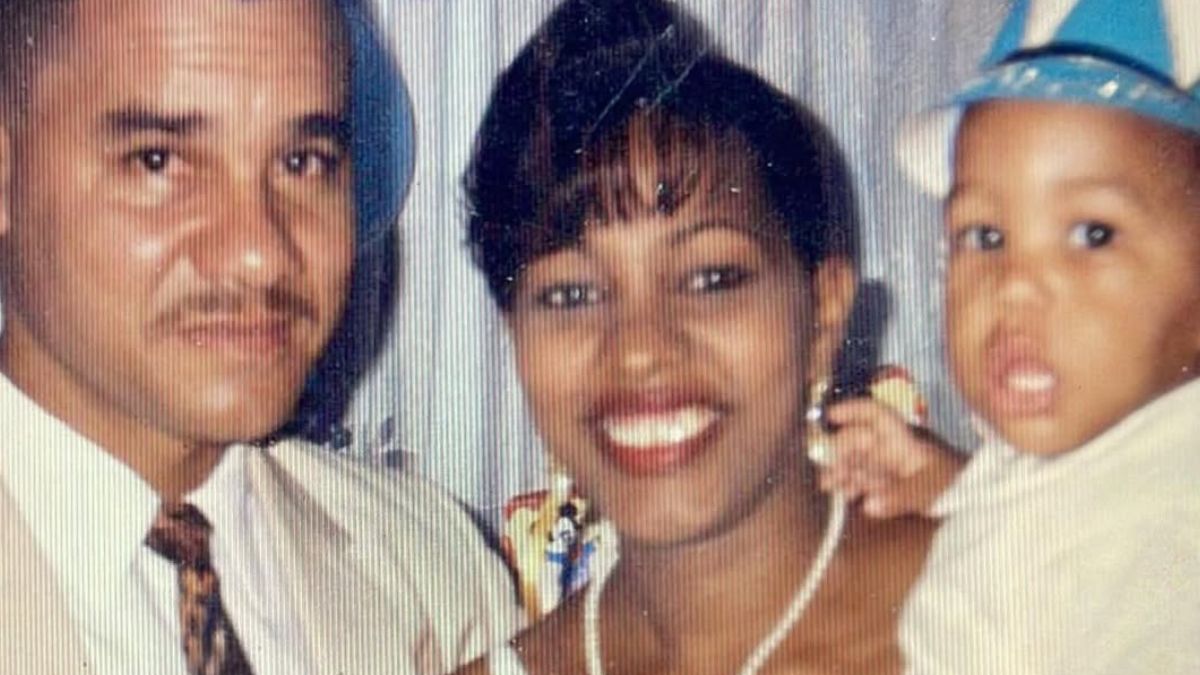 Amed Rosario childhood photo with parents
